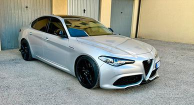 Alfa Romeo Giulia veloce 2.2 Q4 210cv