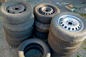 Cerchioni 13" con gomme (ideali per Fiat Panda 1ª)