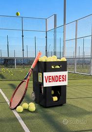 Robot lanciapalle per tennis e padel