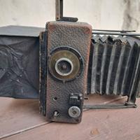 Fotocamera vintage,diversi obiettivi e  e custodie