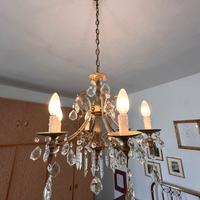 Lampadario vintage con cristalli