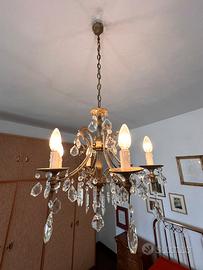 Lampadario vintage con cristalli