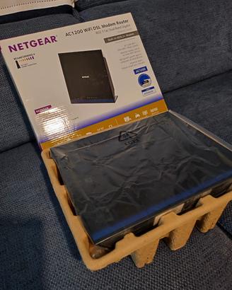 Modem Router Netgear AC 1200 WiFi DSL