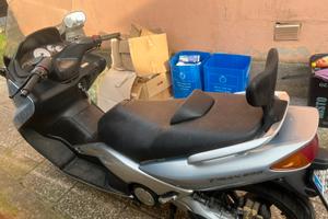 Yamaha tmax 500