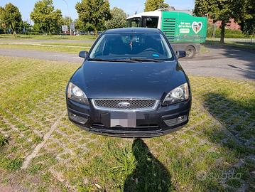 Ford Focus 2° Serie Diesel  1.6cc 90cv  anno 2007
