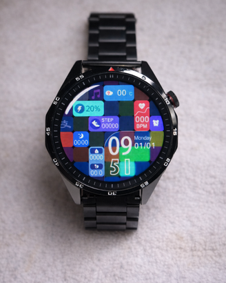 Smartwatch stile sportivo con cinturino in acciaio