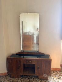 Specchiera vintage con mobile contenitore