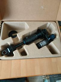 Rock shox super deluxe ultimate RC2T coil ribasso 