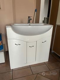 Mobile bagno completo di lavandino 