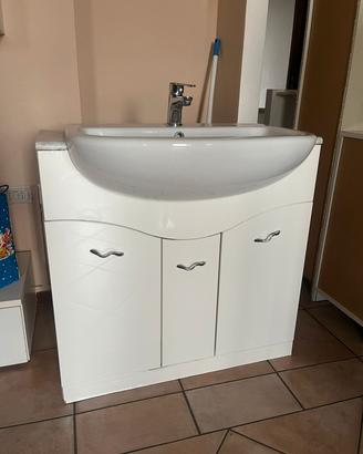 Mobile bagno completo di lavandino 
