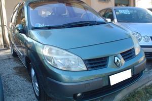 Renault Scenic 1.9 dCi 120CV