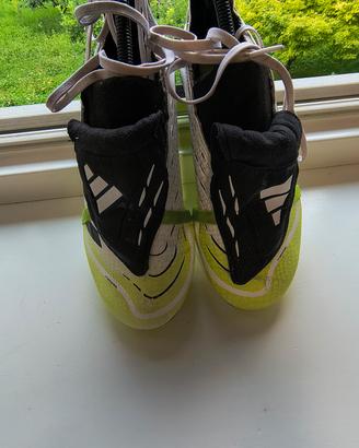 scarpe da calcio Adidas predator 
