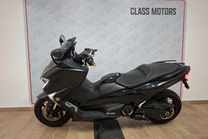 Yamaha TMAX 530 SX