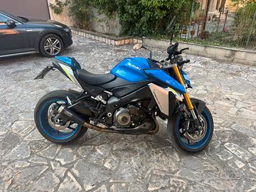 Suzuki gsx-S 1000 tagliandata e revisionata