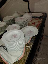 Servizio piatti