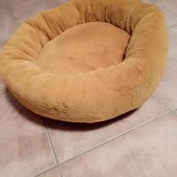 Cuccia a ciambella per gatto/cane mai usata 