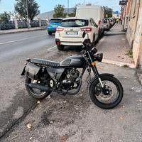 Verve moto naked 125