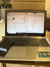 Asus k550V i7 6700 HQ ssd 256 ed hard disk 500 gb
