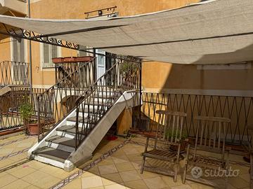 Splendido quadrivano con terrazza e garage