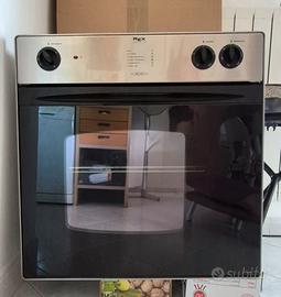 Forno ventilato e Piano cottura 5 fuochi