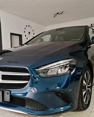 Mercedes-benz B 180d 2.0 navig cam led 2022
