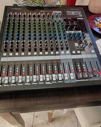 mixer yamaha mgp16x 