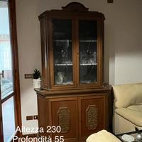Credenza con vetrina artigianato veneto