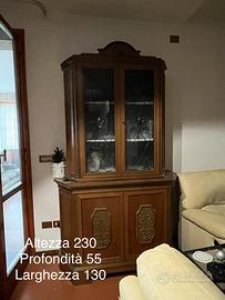 Credenza con vetrina artigianato veneto