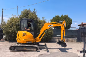 E302-ESCAVATORE JCB 8035