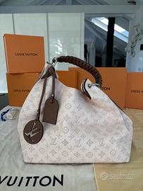 LOUIS VUITTON BORSA CARMEL IN PELLE MAHIMA