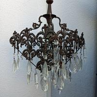 Vecchi lampadari vintage da restaurare 