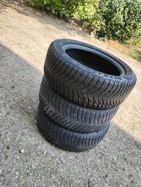 Gomme 205/55 r16