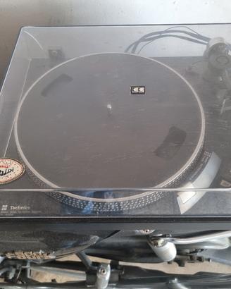 Giradischi Technics SL 2000