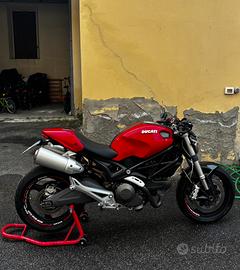 Ducati Monster 696 2008 depo A2