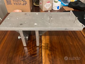 Piastra supporto motore elettrico