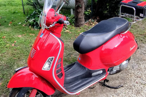 Vespa GTS 300