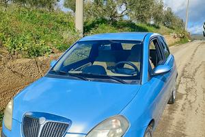 lancia Ypsilon 1.2 benzina 