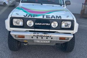 fuoristrada da competizione rally Raid