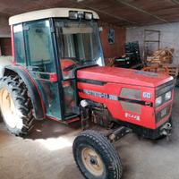 Trattore agricolo
