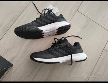 Scarpe da ginnastica nere Adidas