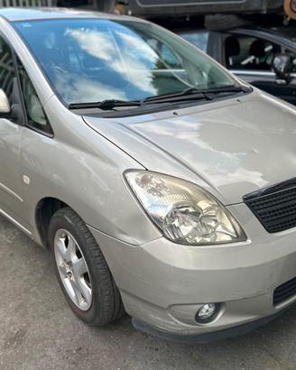 RICAMBI TOYOTA COROLLA VERSO 2002 3ZZFE BENZINA