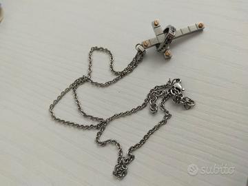 Collana con croce e anello Sector