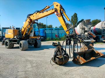 Escavatore gommato Liebherr A314 LITRONIC