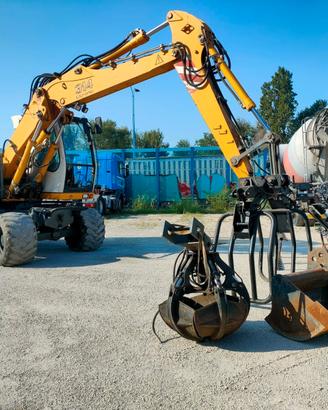 Escavatore gommato Liebherr A314 LITRONIC