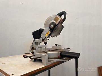 Troncatrice sega a testa