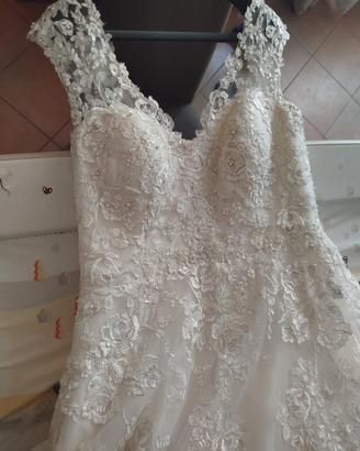 Abito sposa marchio Nicole linea Jolie