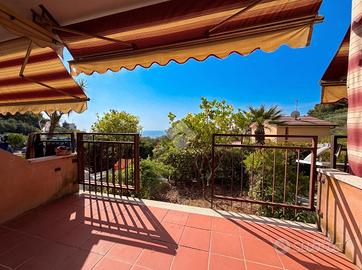 VILLA A SCHIERA A COSTARAINERA