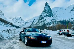BMW Z4 2.2- ASI - 71000 km e Mustang 4.0L V6 2007
