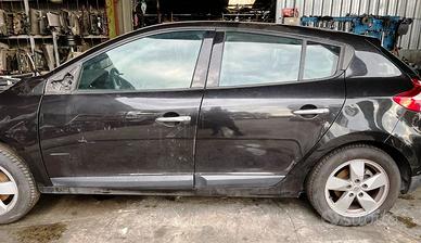 RENAULT MEGANE BERLINA 1.5d - anno 2013