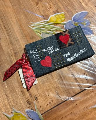 Portafogli denim con borchie e cuori Piazza Italia